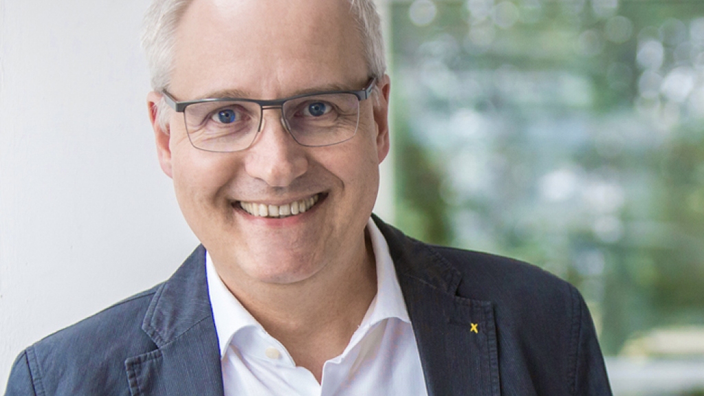 Uwe Schmidt HLS Cobot World